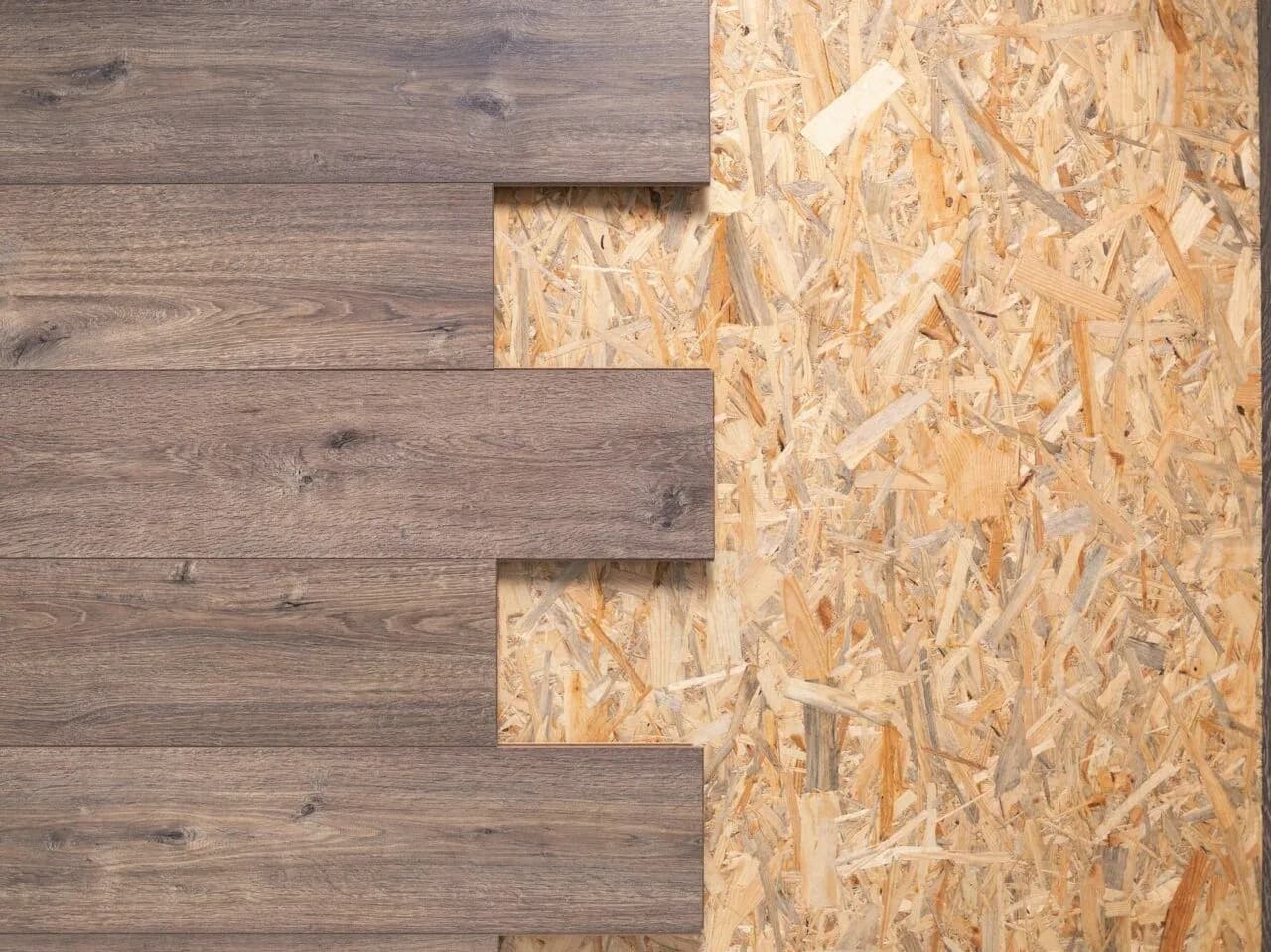 Jaka grubość płyty OSB na podłogę strychu? Uniknij błędów i wybierz idealną!